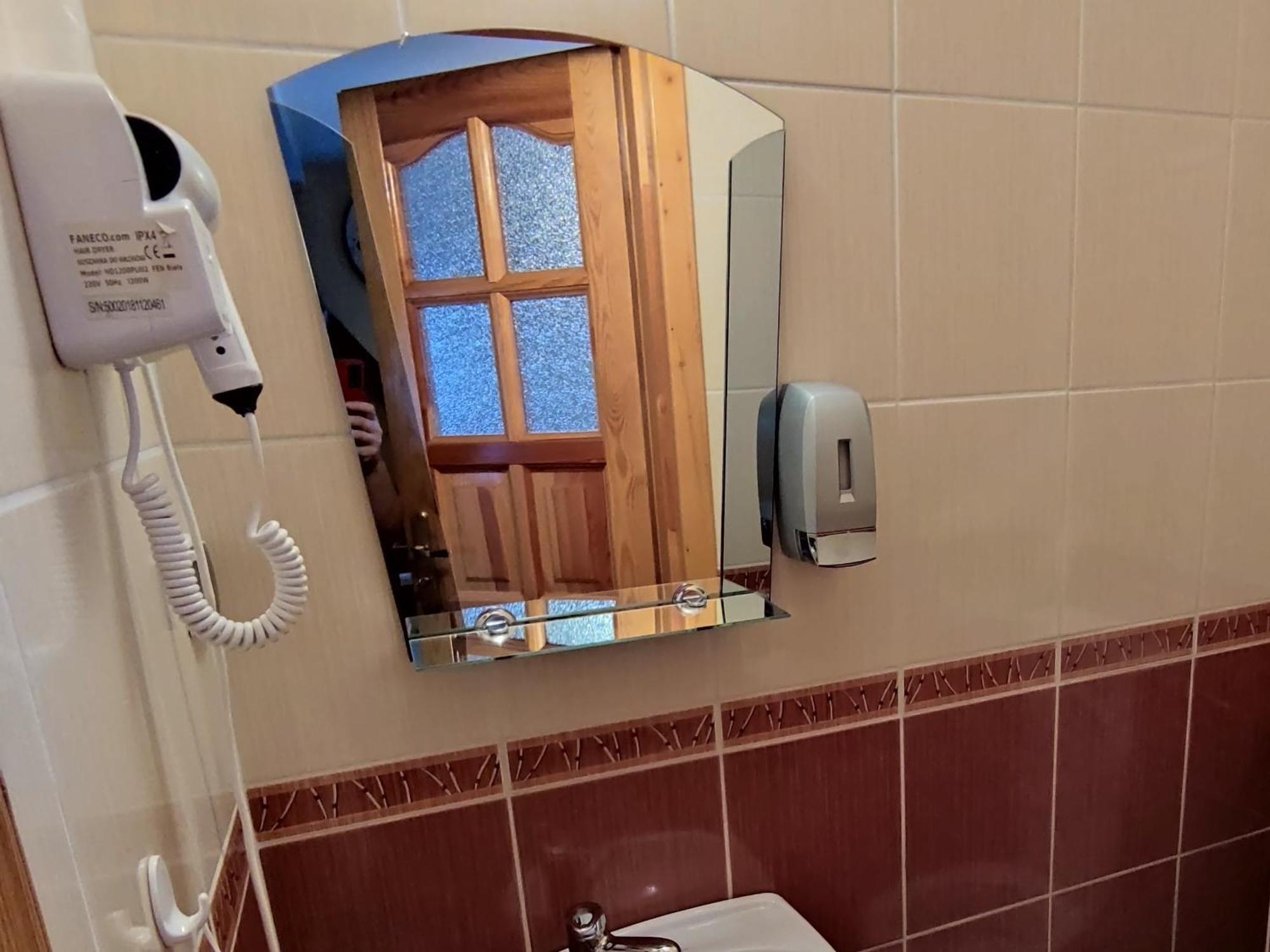 Pokoje I Apartamenty Regionalny Styl Ul Bachledy 41 Zakopane Oda fotoğraf